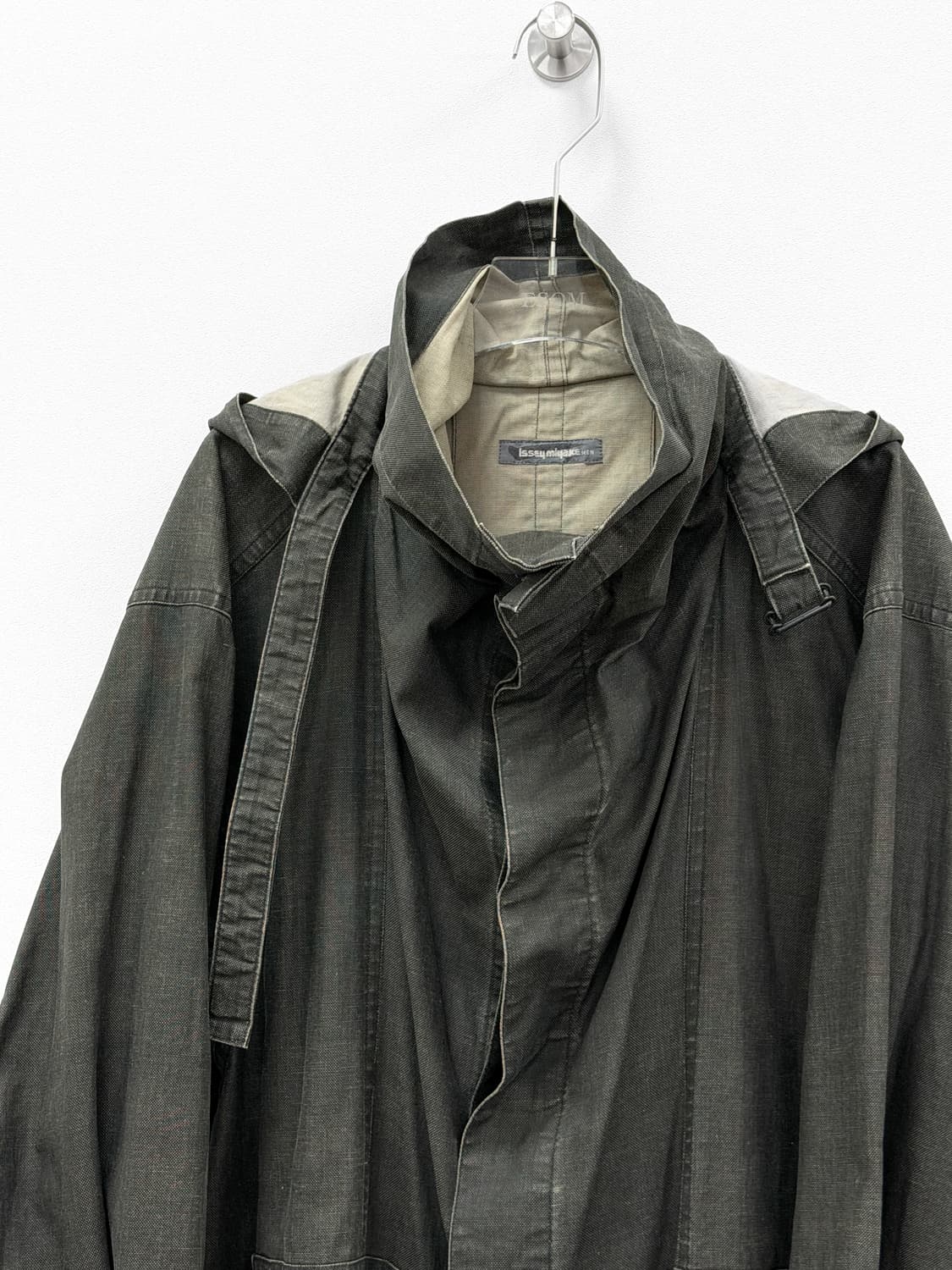 이세이미야케 맨 아카이브 하이넥 후디드 코트 상품이미지6