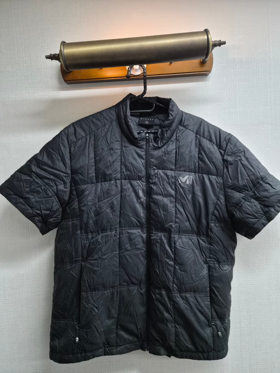 110) 밀레 반팔 구스다운 패딩 팝니다 상품이미지1