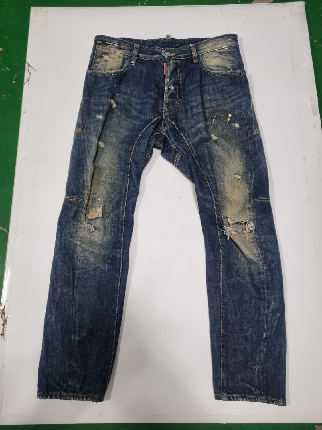 디스퀘어드2 워시드 덧뎀 청바지 (30-32인치) 상품이미지1