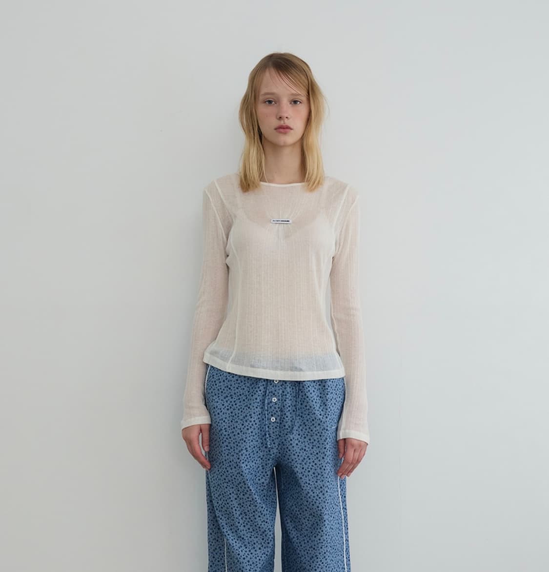 Label Shirring Long Sleeve Tee white 상품이미지4