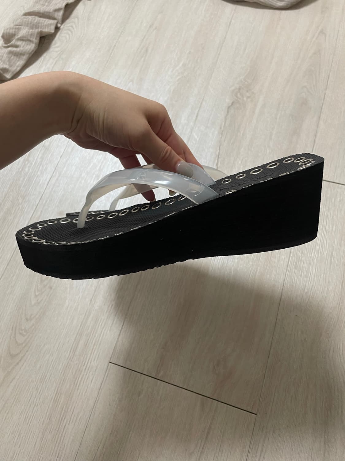 아카이브앱크 eyelet platform sandals 상품이미지5