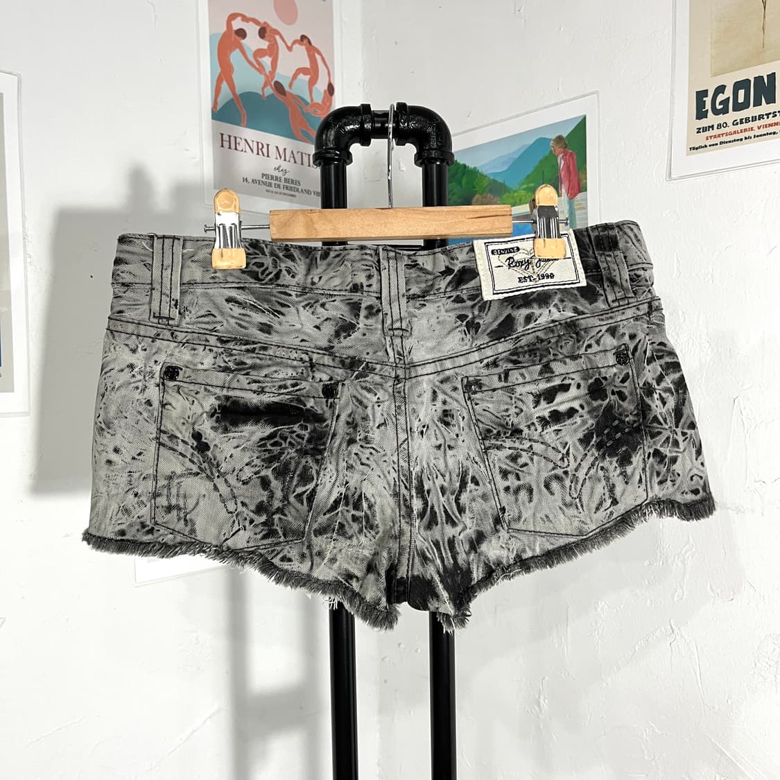 록시 데미지 숏팬츠 상품이미지2