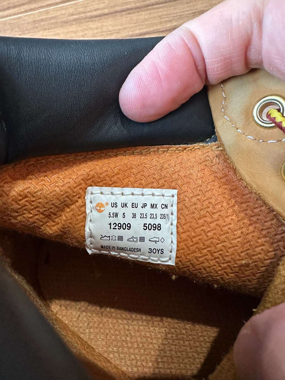 팀버랜드 6인치 프리미엄 옐로 워커부츠 235 상품이미지9