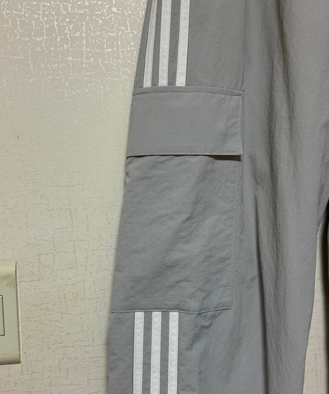 아디다스 카고 와이드 나일론 팬츠 L 상품이미지3