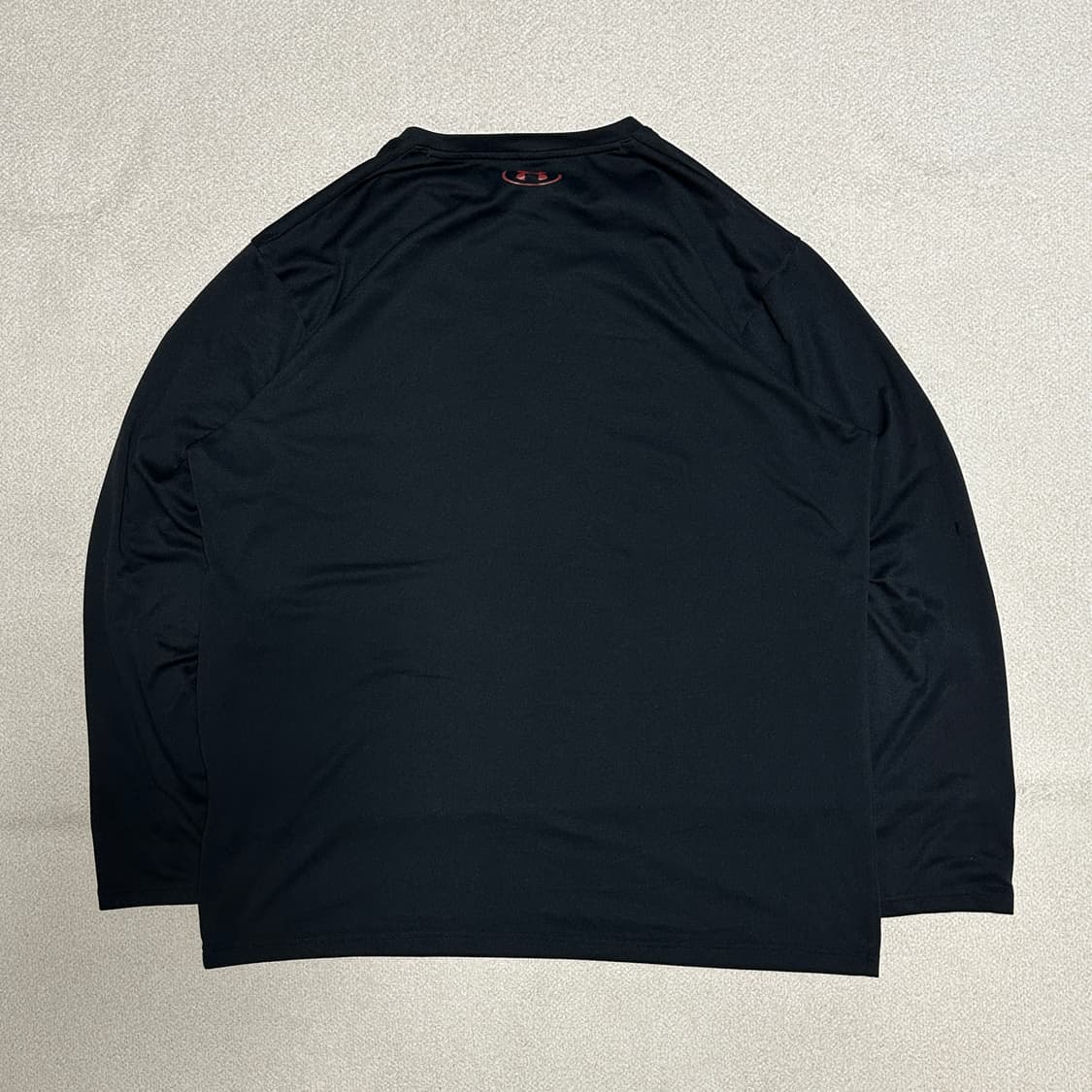 언더아머 UA 테크 로고 롱슬리브 티셔츠 상품이미지3