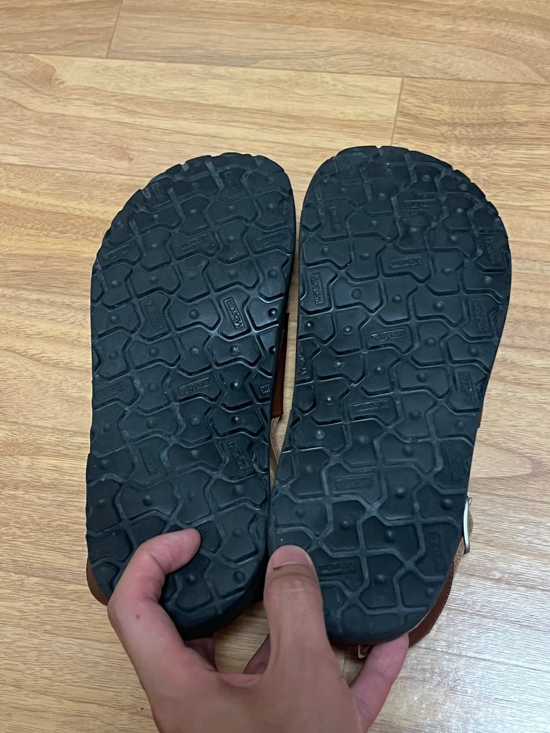 Plantation groovy cross sandals(S) 상품이미지8