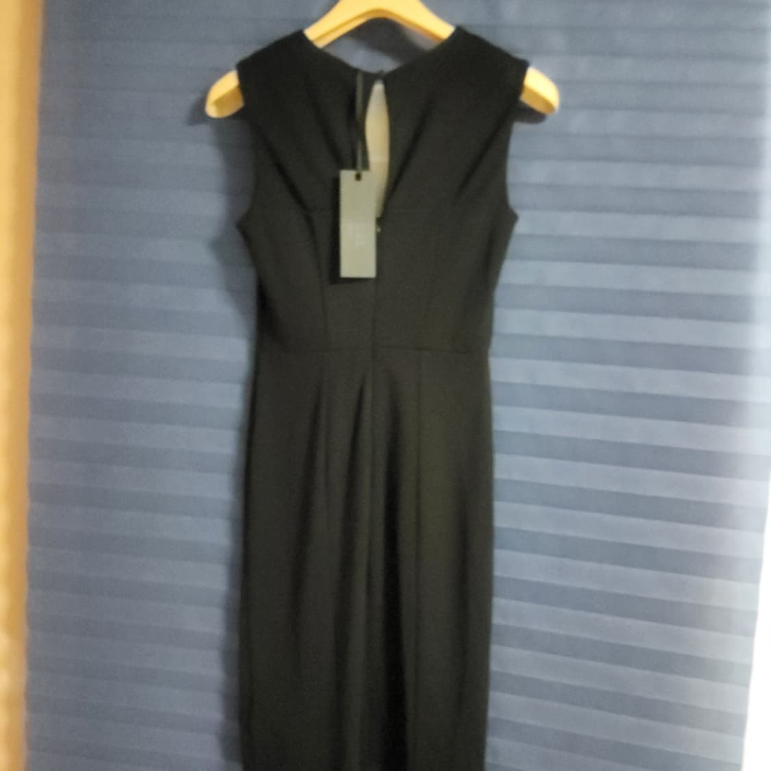 새상품 로앤디누아 섹시 컷아웃 블랙 여름 나시 원피스 s 298,000 상품이미지5
