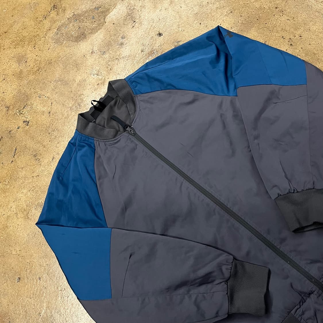[정품/L] 언더아머 블루 그레이 바람막이 점퍼 b17 상품이미지1