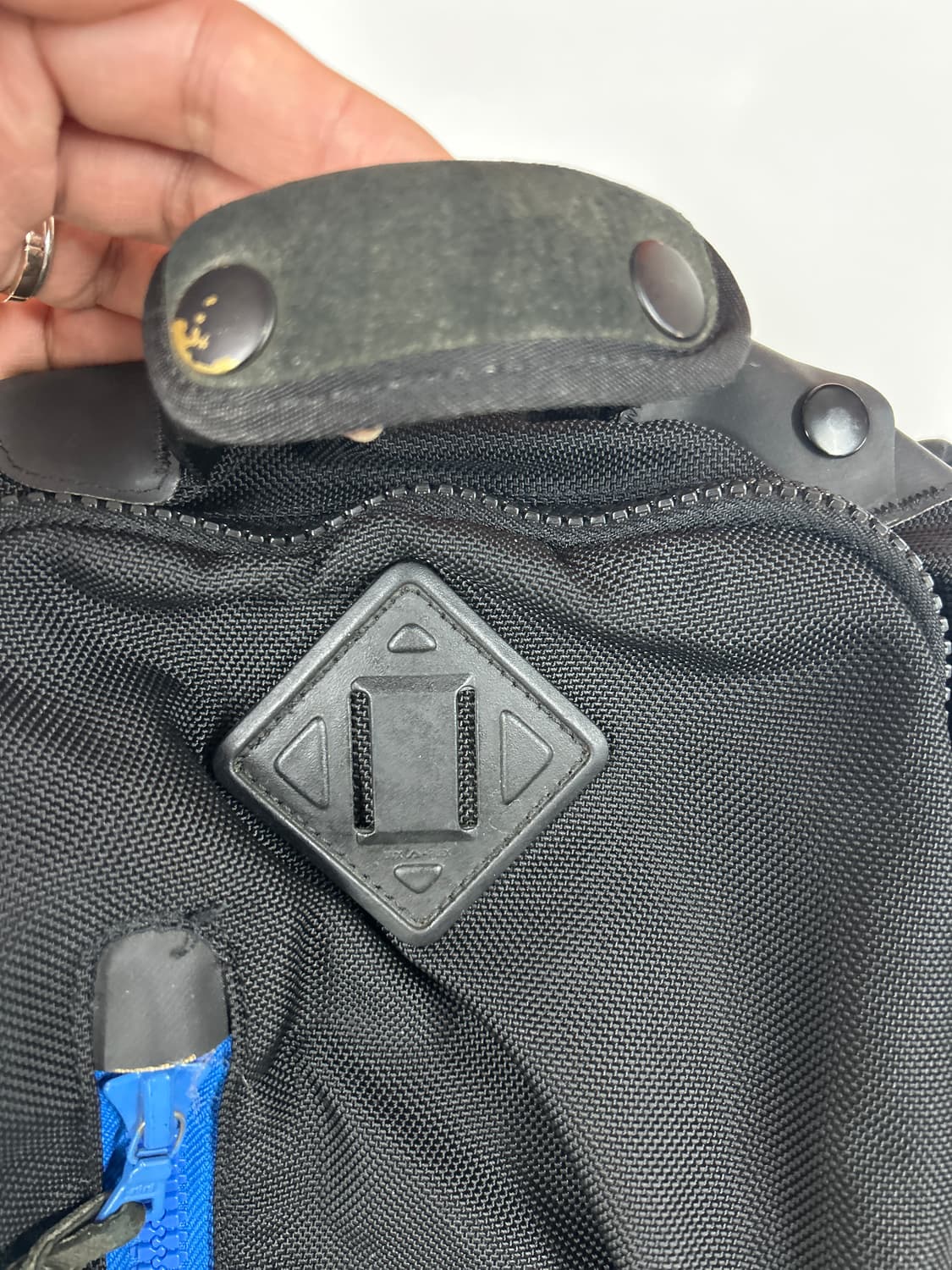 VISVIM 올드비즈빔 블랙 블루포인트지퍼 발리스틱백팩 20L 상품이미지2