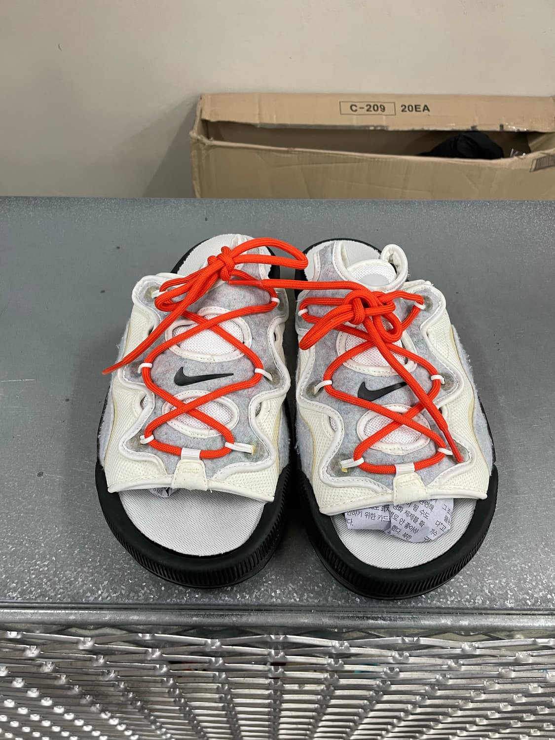 나이키 오프라인 2.0 서밋화이트 280 상품이미지5