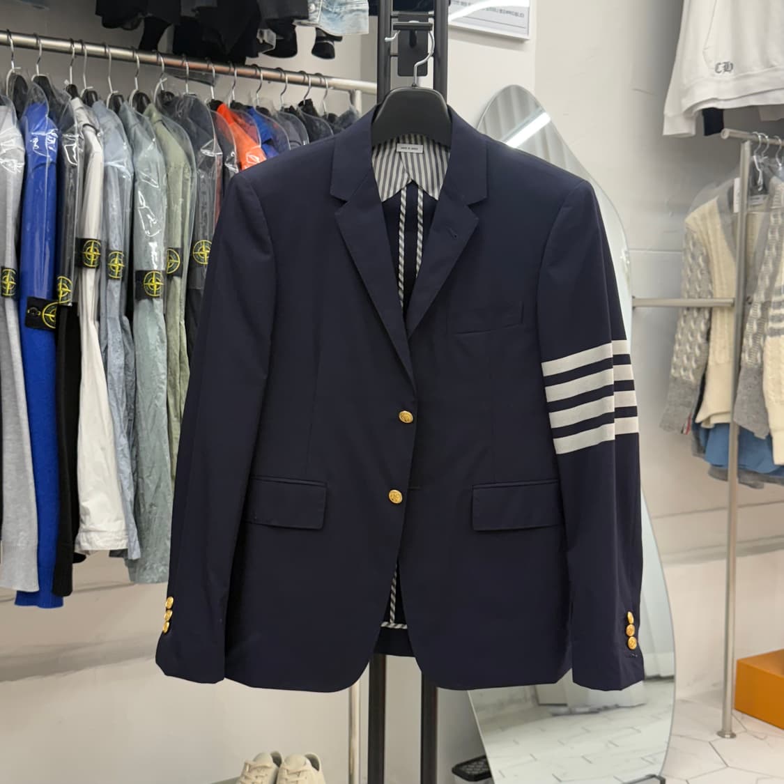 [2] 톰브라운 사선완장 금장 울 블레이저 상품이미지1