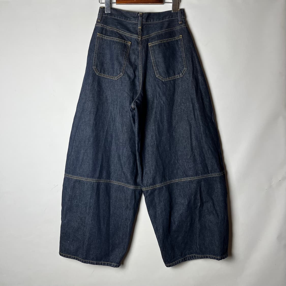 [Cos] 코스 웨스턴 배럴 레그 데님 더블니팬츠 상품이미지2