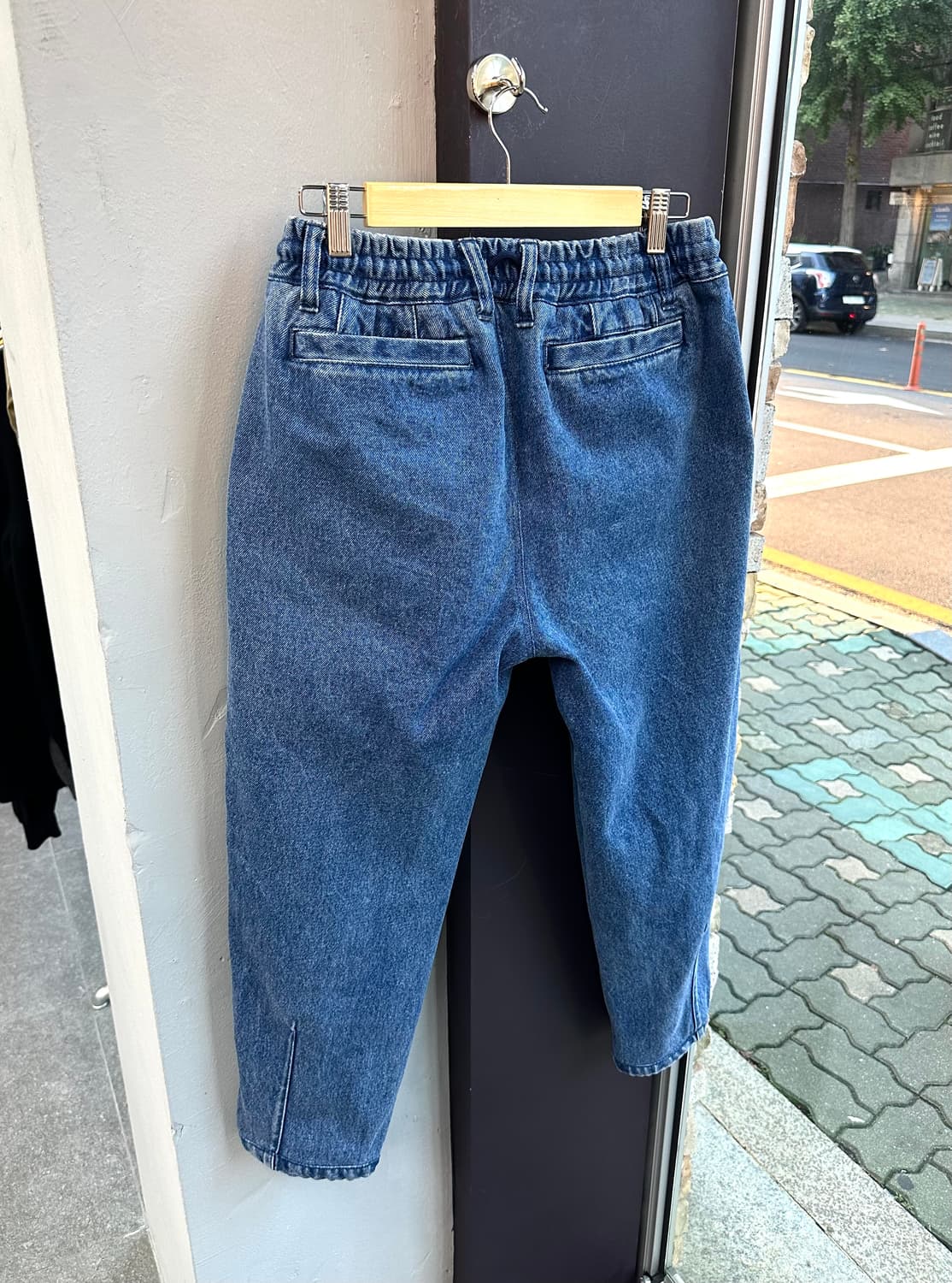 30/ 송지오 24FW 플리츠 캐롯핏 데님팬츠 상품이미지8