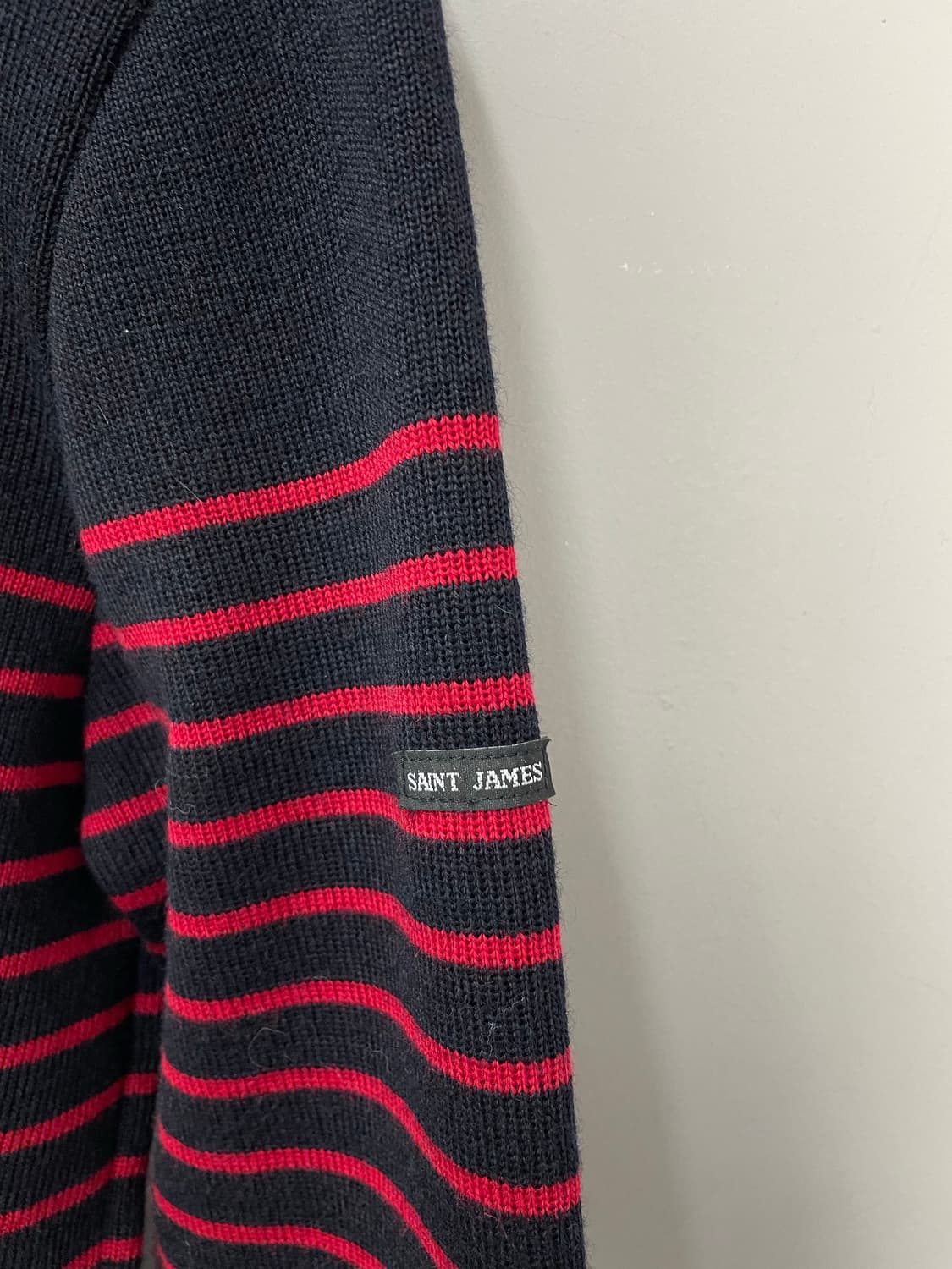 세인트제임스 버튼 디테일 레드 스트라이프 니트 H1604 상품이미지4
