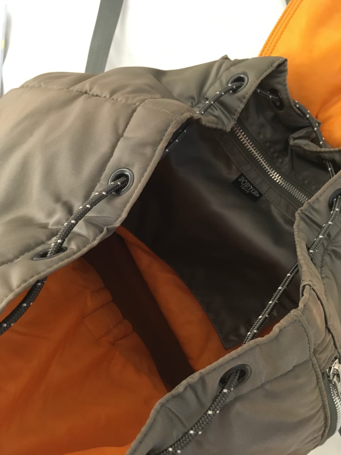 Porter Tanker Backpack 포터 탱커 백팩 세이지 그린 상품이미지8