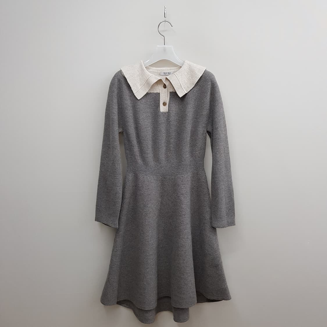 한섬 SJSJ 2023 울혼방 카라넥 원피스 F90 사이즈 상품이미지1