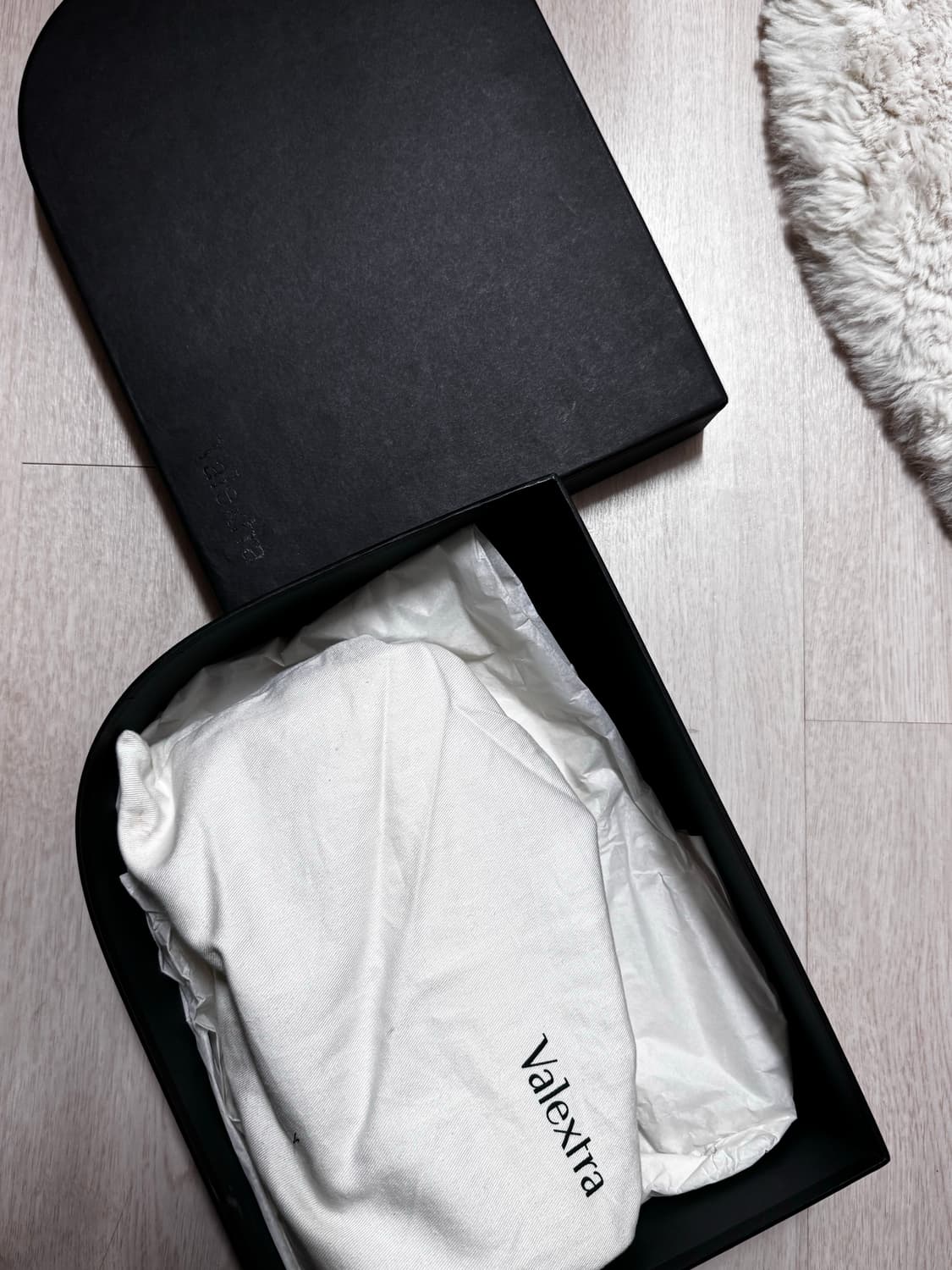 발렉스트라 클러치백 상품이미지4