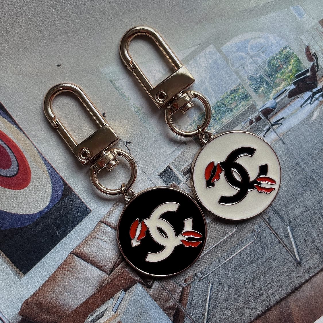 샤넬 루즈 키스 키링 상품이미지2