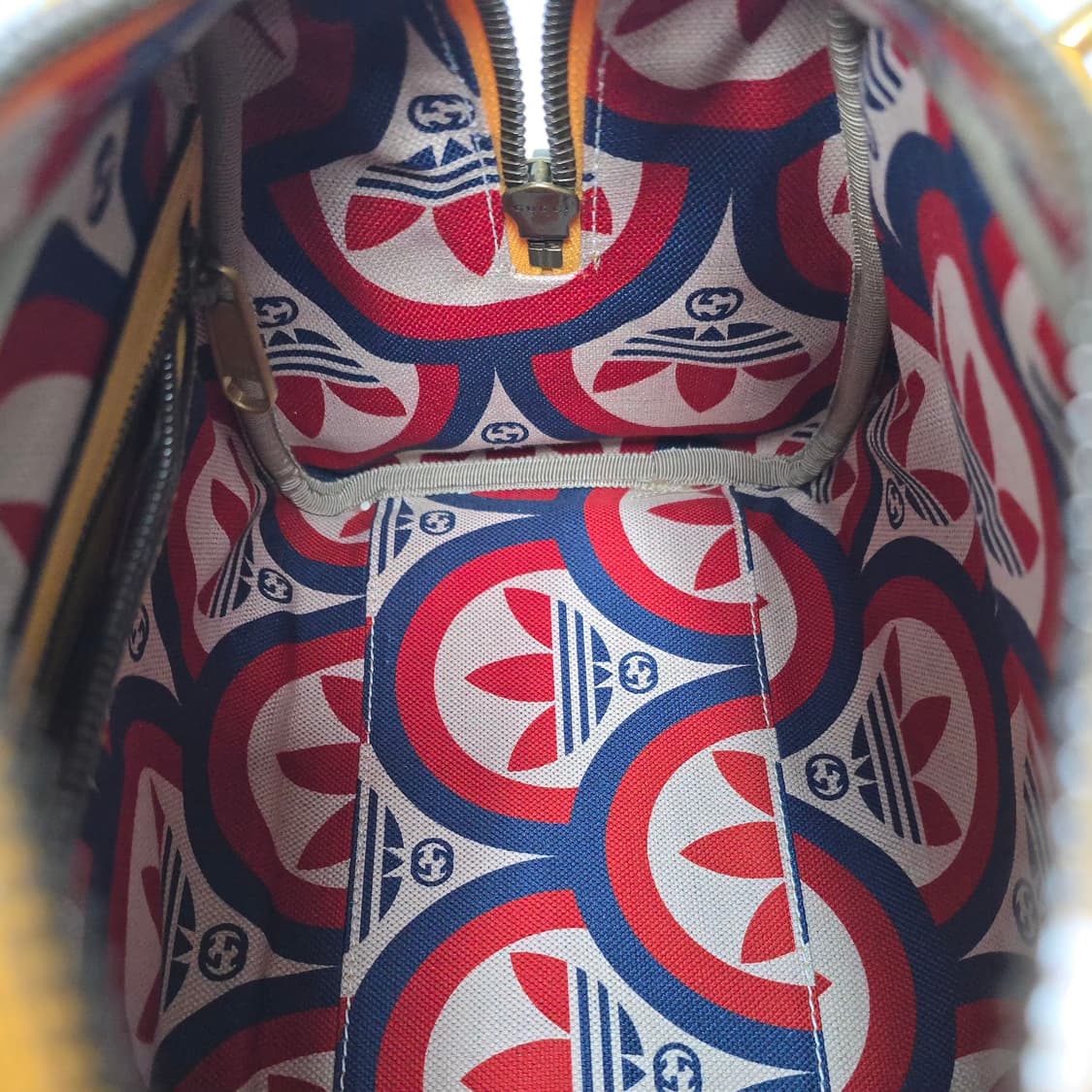 구찌 x 아디다스 미니 더플 백 상품이미지8