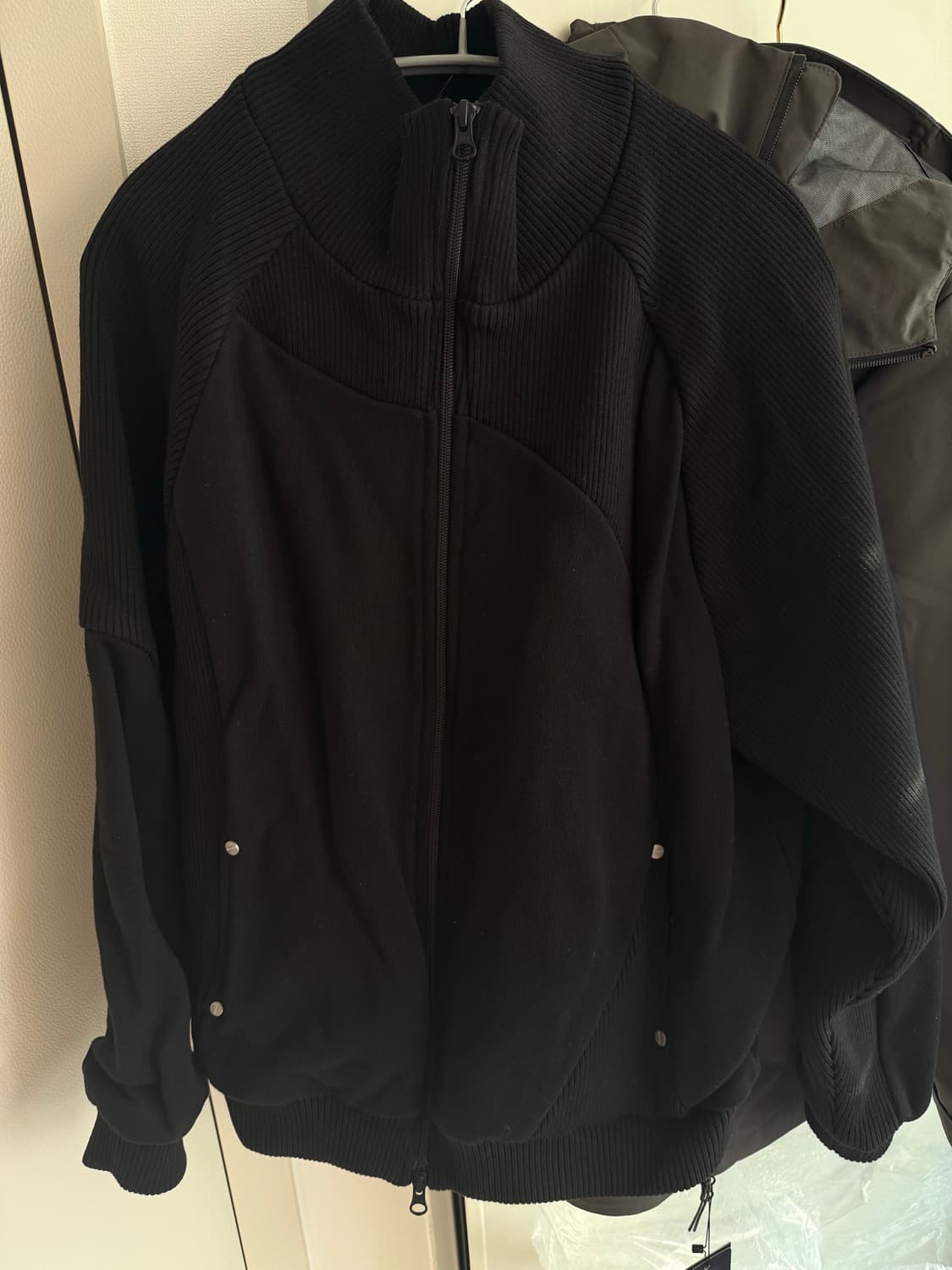 9999아카아브 래글런 니트져지 상품이미지2