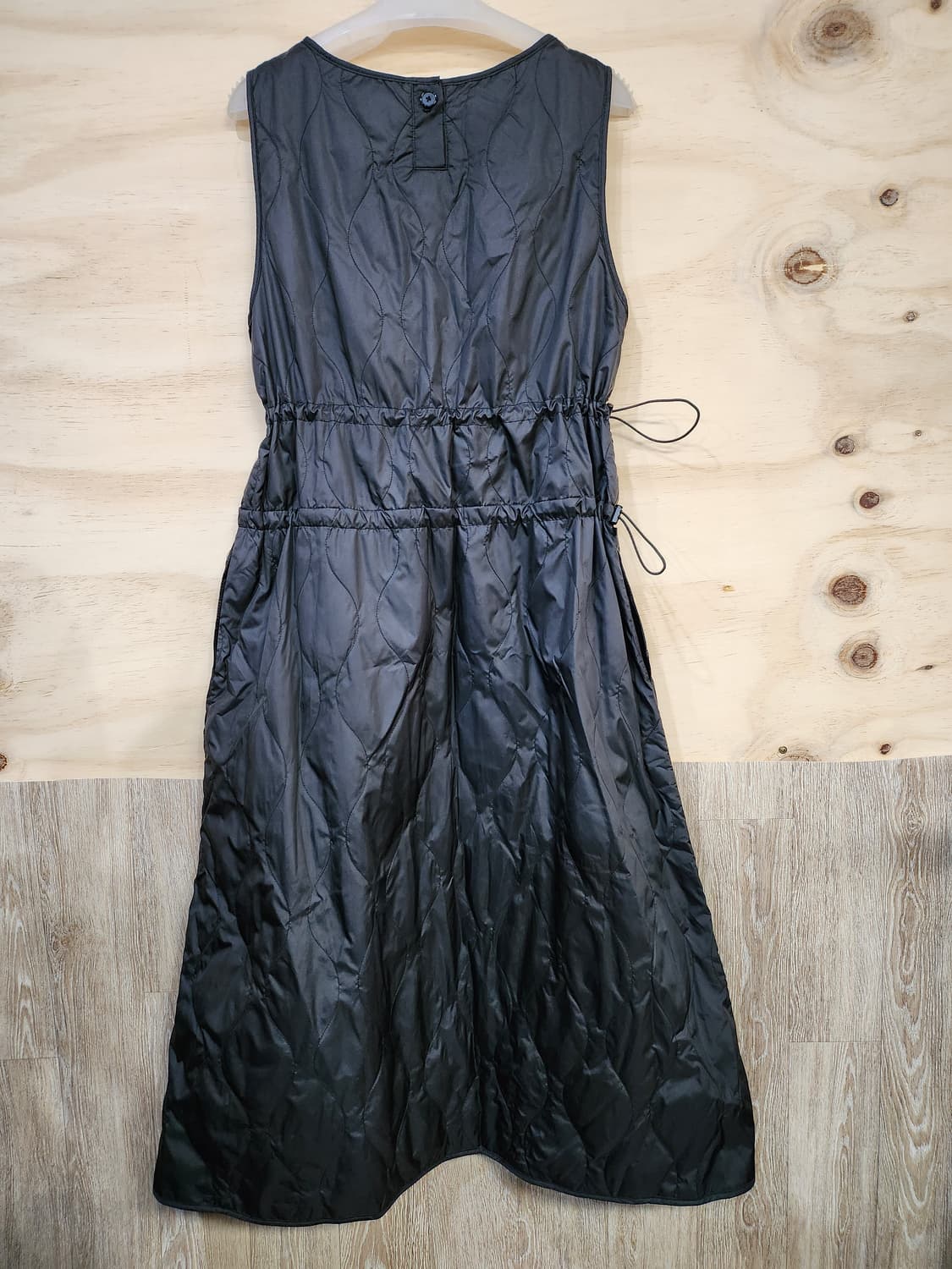 588) 더엣지 구스 퀼팅 민소매 롱 원피스 상품이미지2