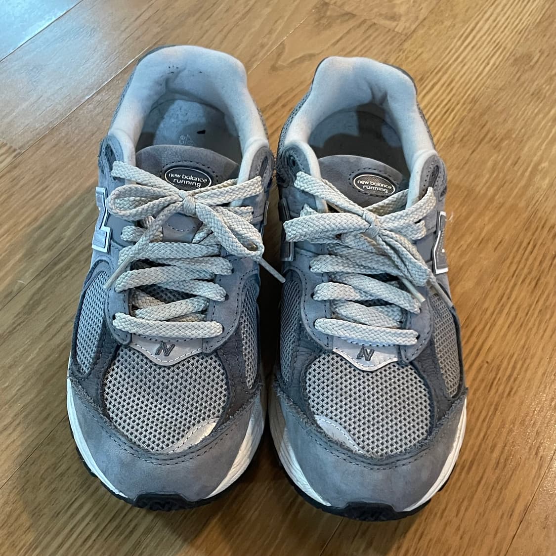 뉴발란스 2002R 운동화 245 상품이미지2