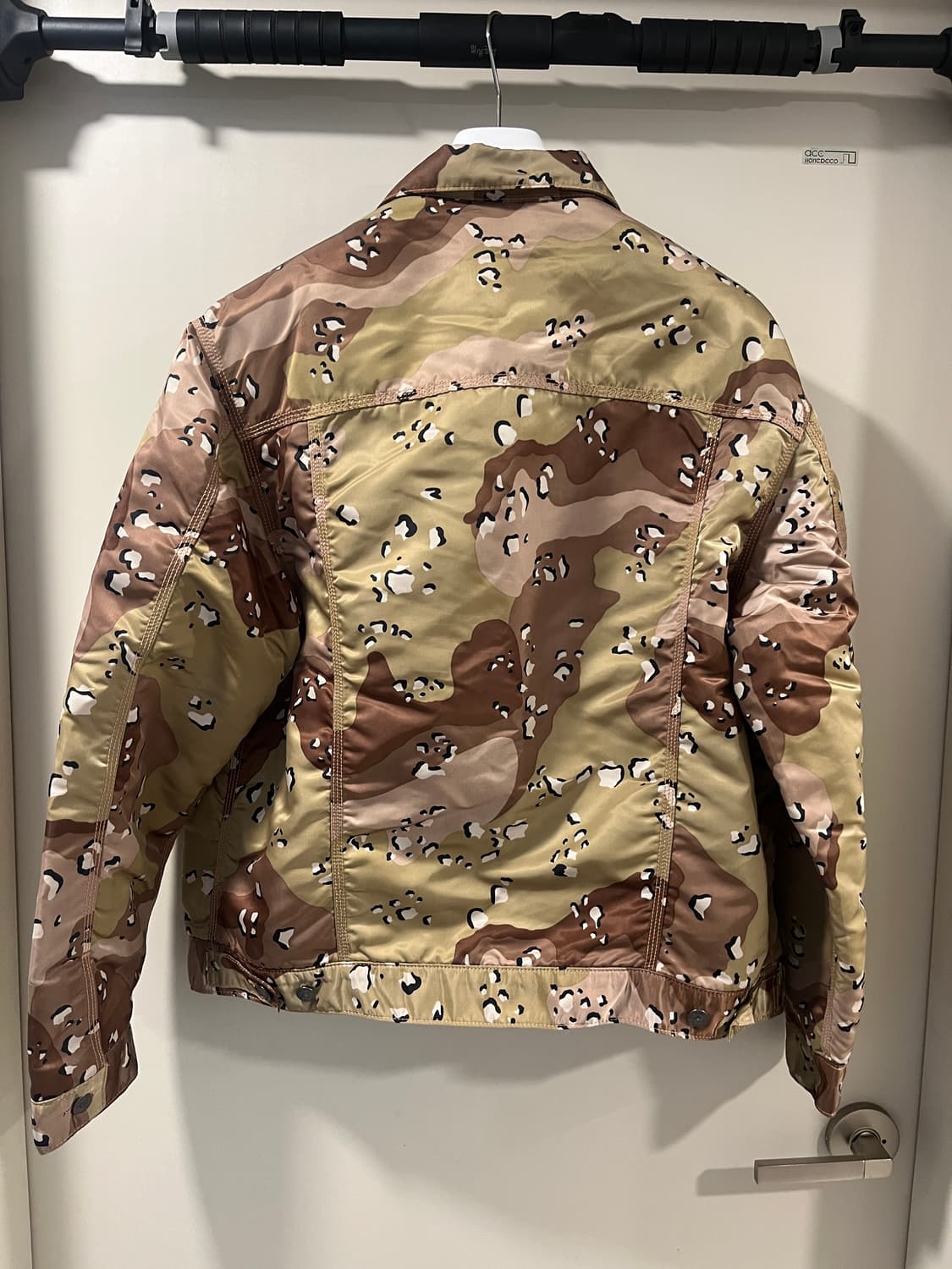 슈프림x리바이스 초코칩 카모 자켓 상품이미지4