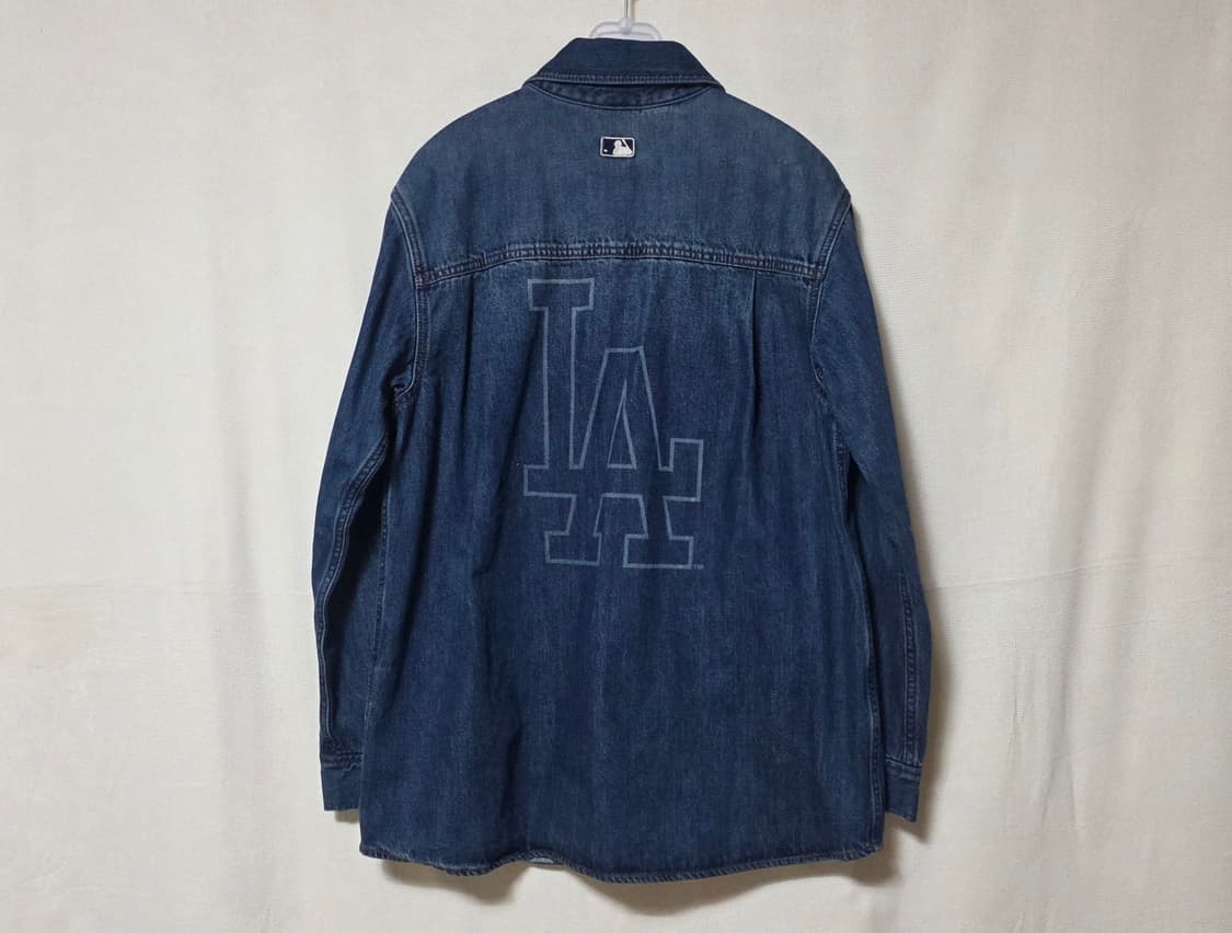 [새상품] MLB LA다저스 오버핏 데님 셔츠 자켓 S사이즈90 상품이미지3