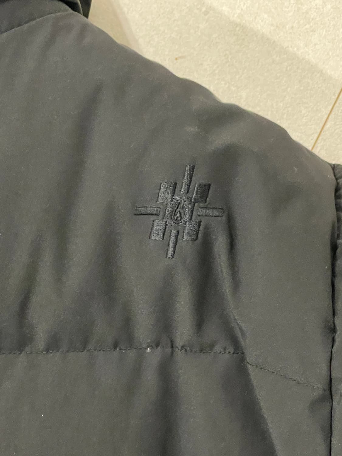 [105 size]커스텀멜로우 실렌시온 콜라보 숏패딩 상품이미지7