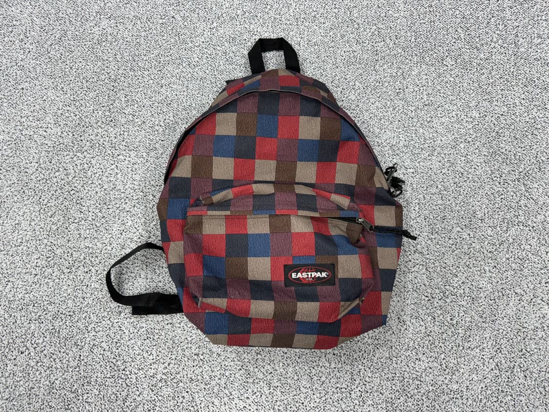 이스트팩 00s 체커보드 백팩 상품이미지1