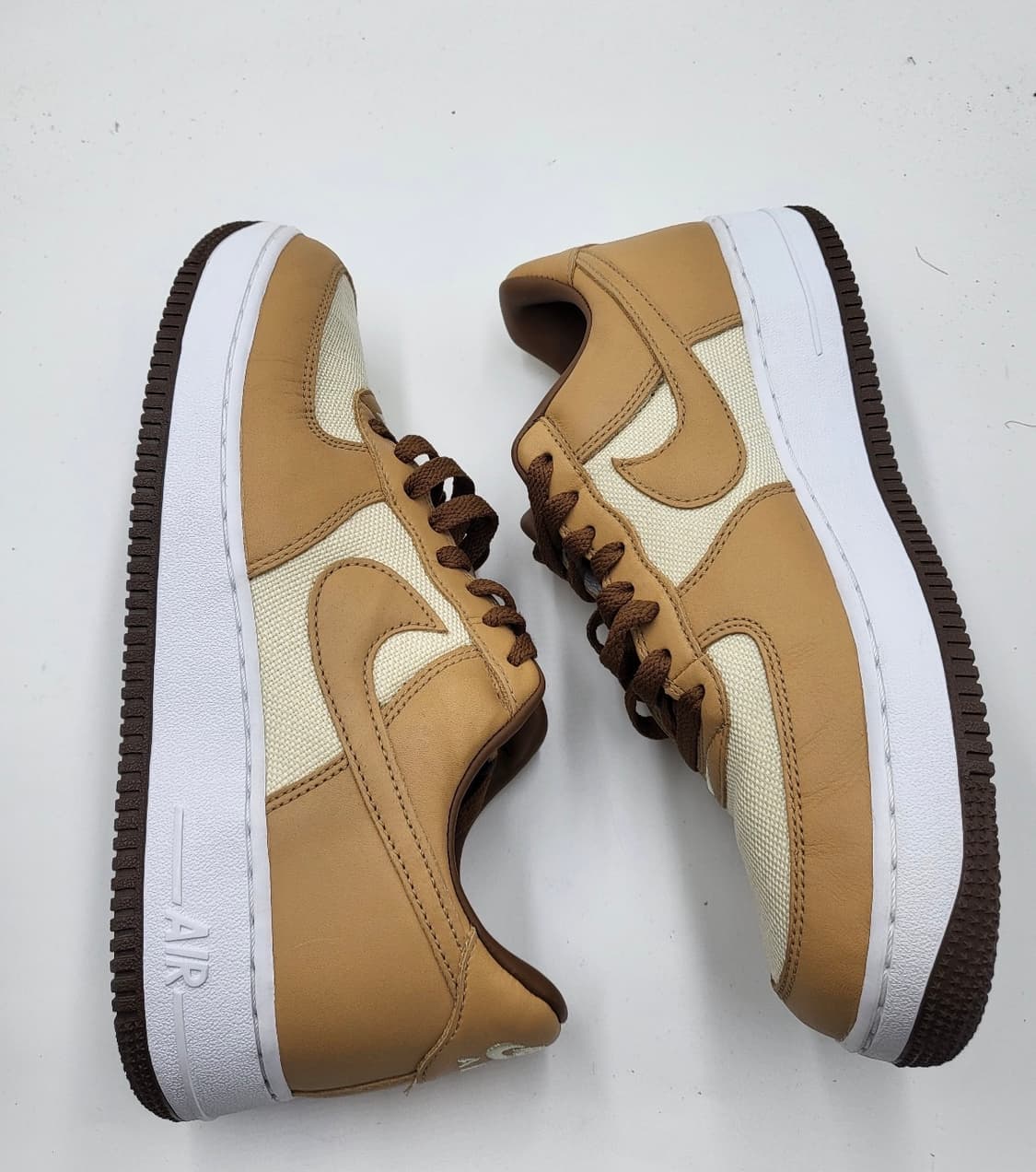 나이키 에어 포스 1 로우 에이콘 솔닷케어완료 상품이미지3