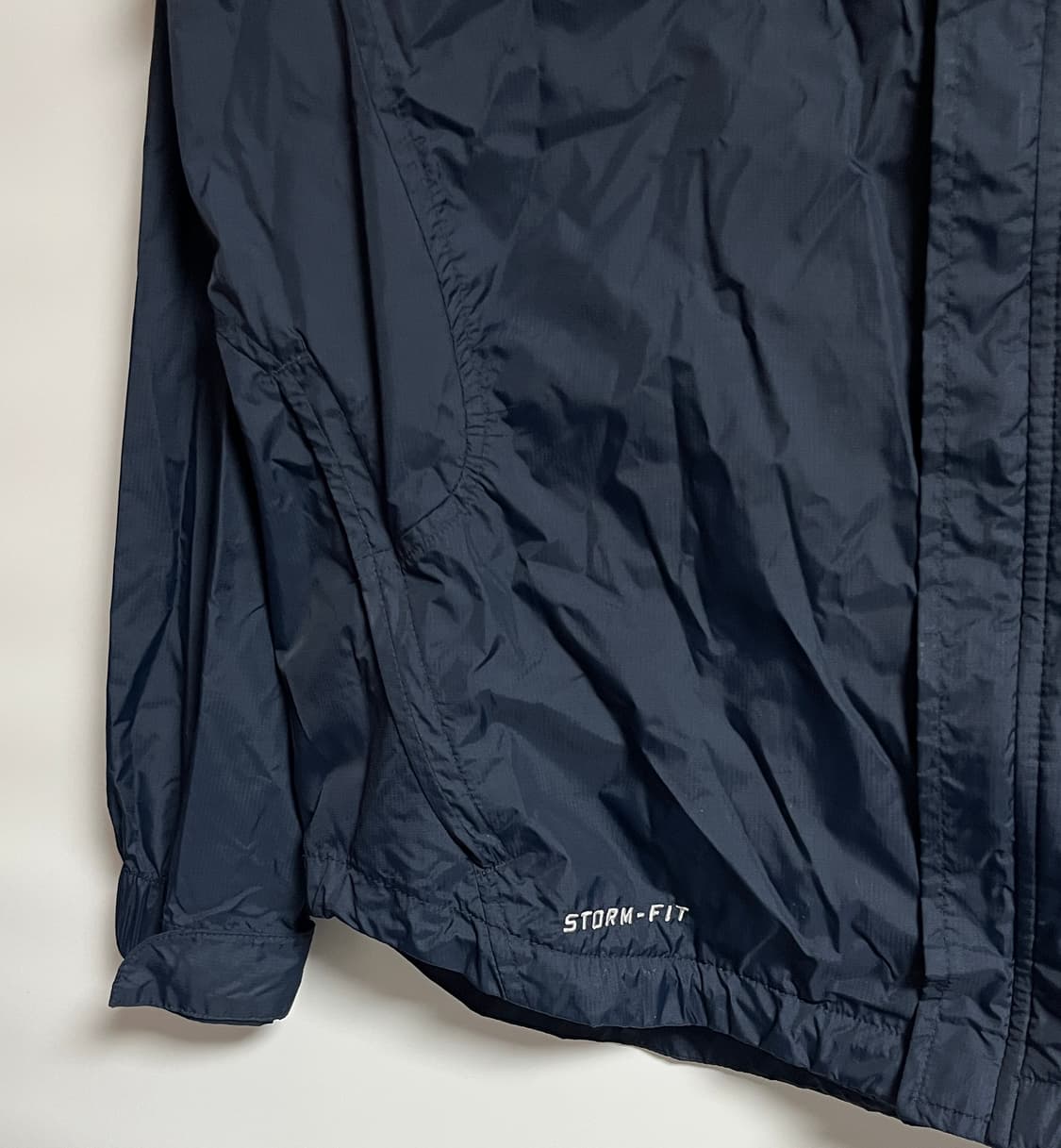 공용 나이키 스톰핏 바르셀로나 오버핏 바람막이 자켓 점퍼 M 상품이미지3