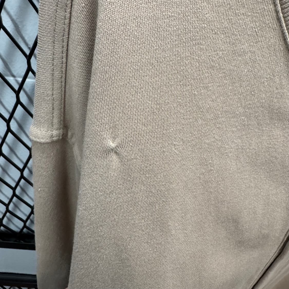 00‘s 칼하트 니트 솔리드 가디건 자수 로고 포인트 베이지 상품이미지7