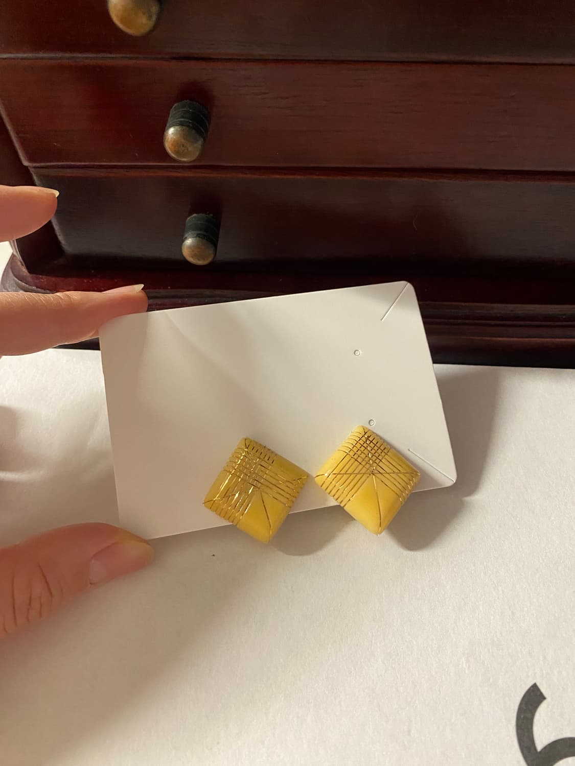 빈티지 옐로우 사각 귀걸이 상품이미지2