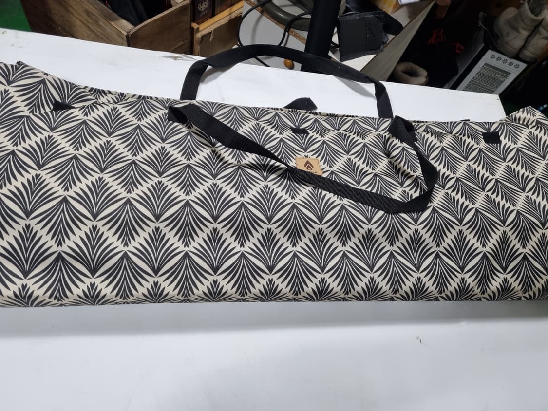 모닥 파루스 우든 행거 새제품 상품이미지1