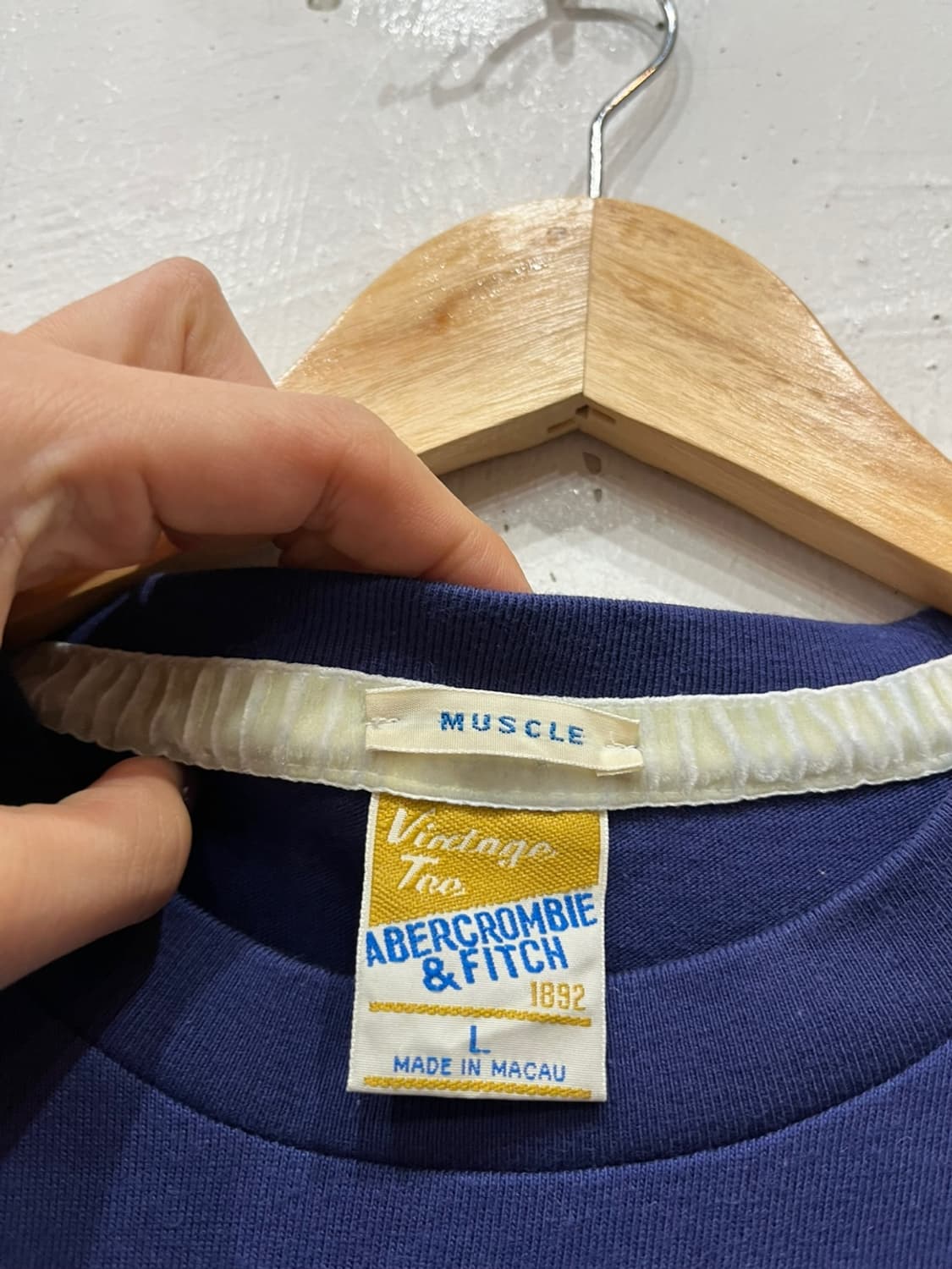 아베크롬비 아플리케 반팔 티셔츠 상품이미지4