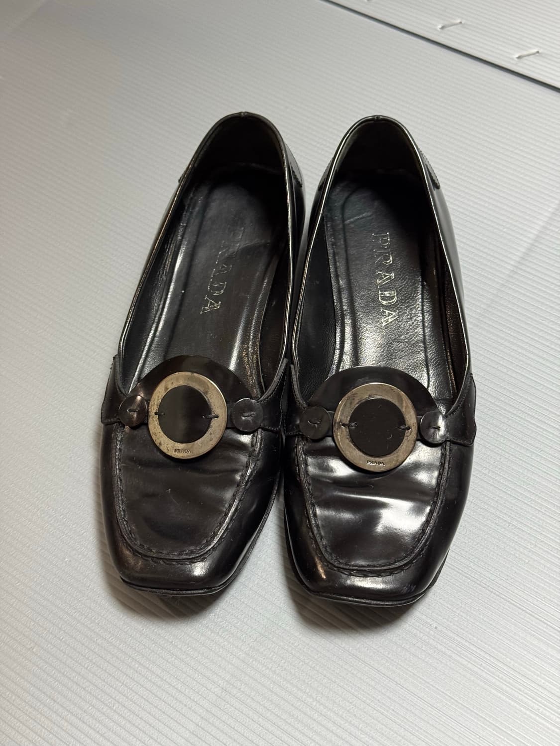 90s 빈티지 프라다 페이턴트 로퍼 플랫슈즈 36.5 상품이미지1