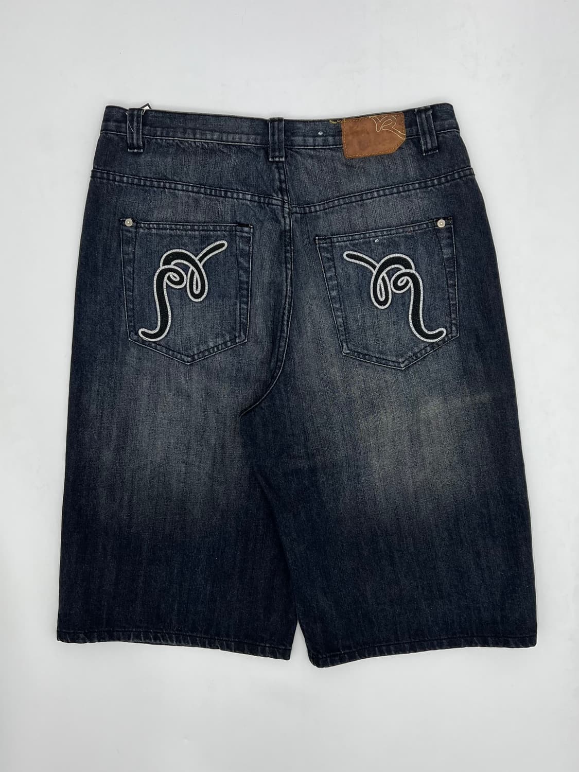 로카웨어 자수 버뮤다팬츠 상품이미지1