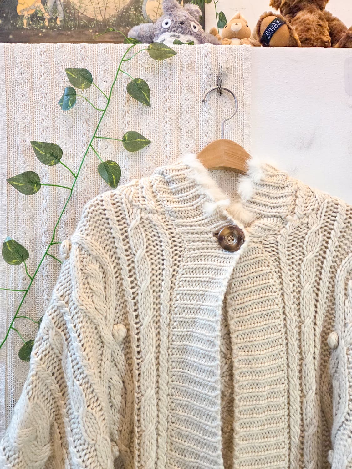 earth music 퍼 트리밍 케이프 가디건 상품이미지2