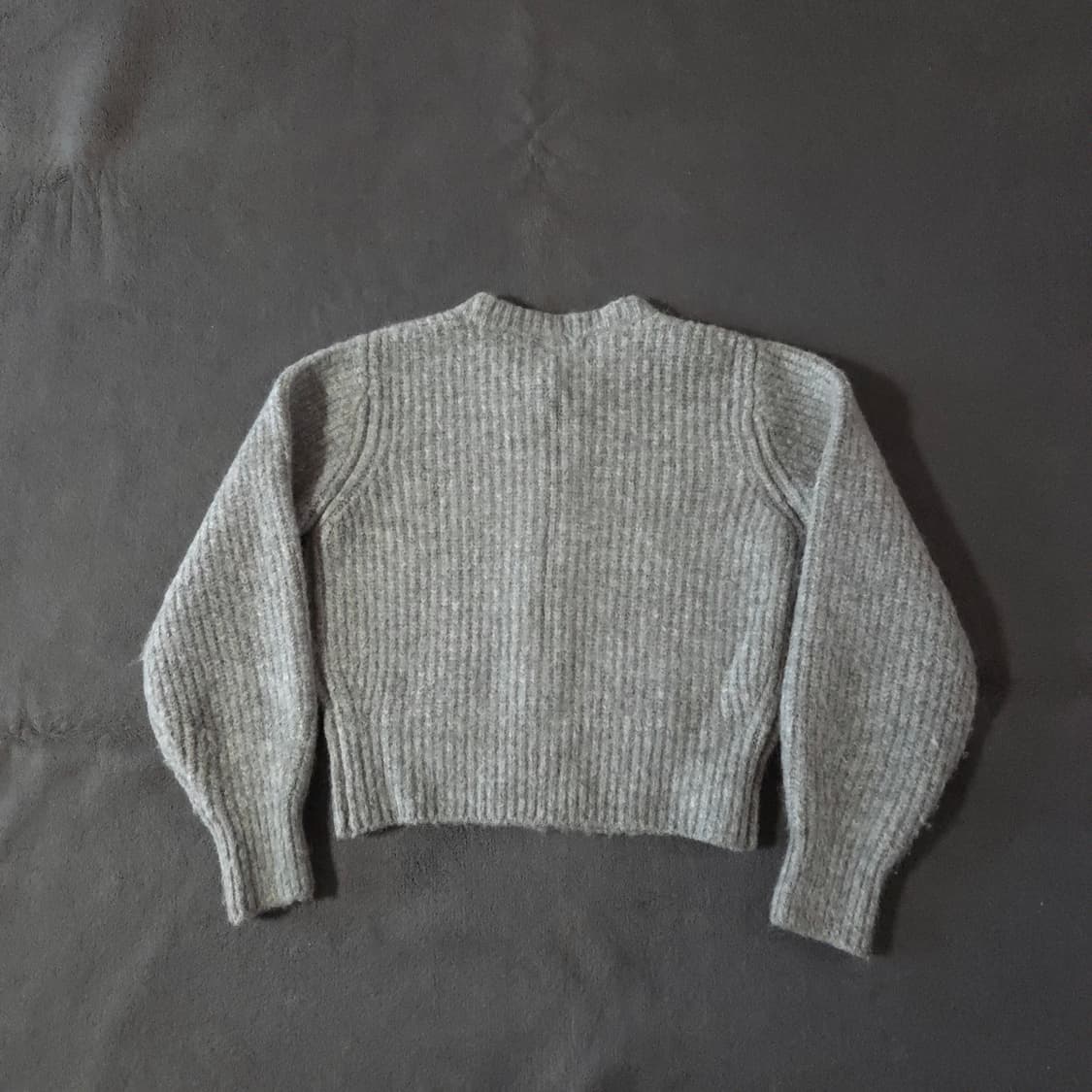 룩캐스트 한나 알파카 니트 가디건 그레이 상품이미지5