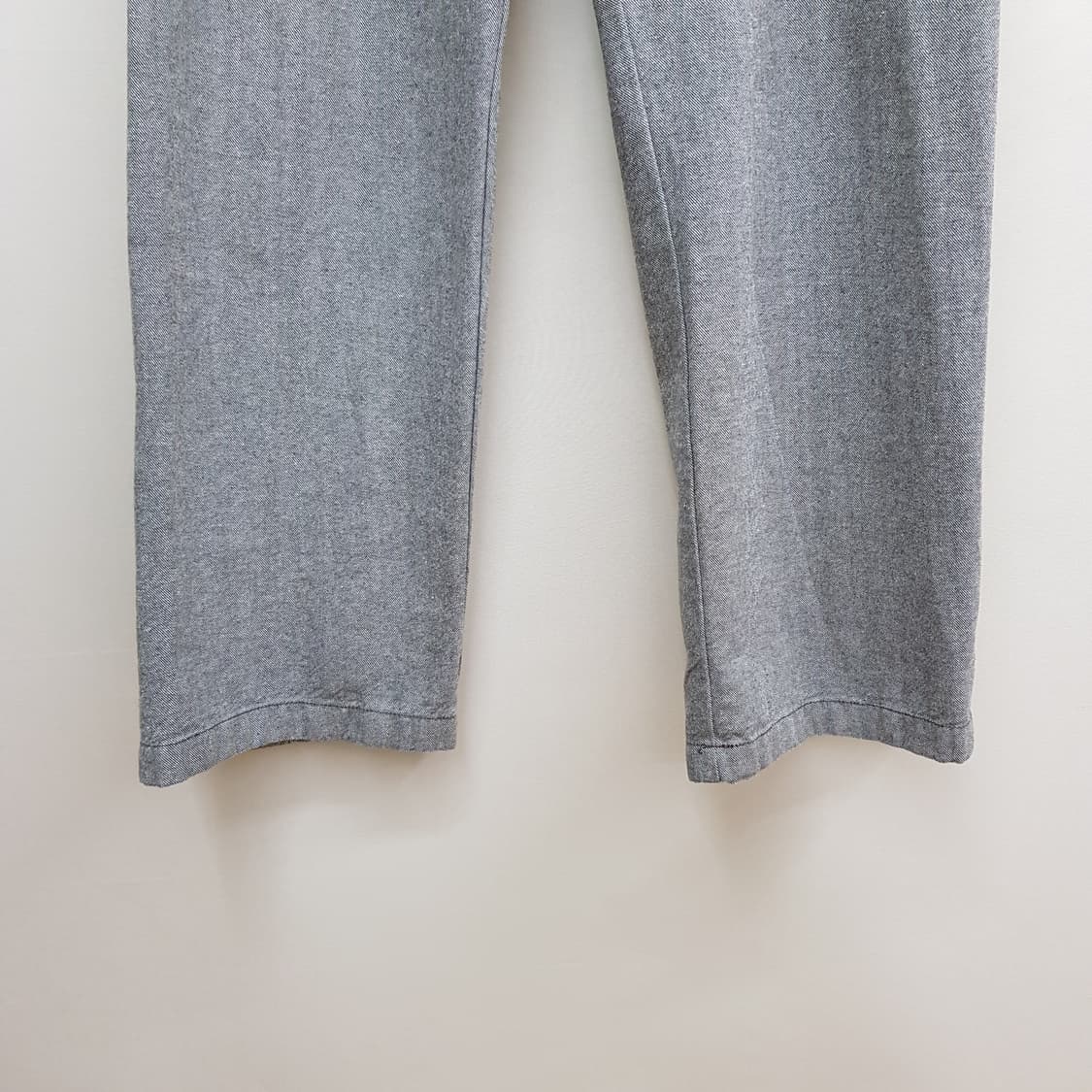 한섬 시스템 2024 와이드 세미 배기핏  면 팬츠 88-102사이즈 상품이미지3