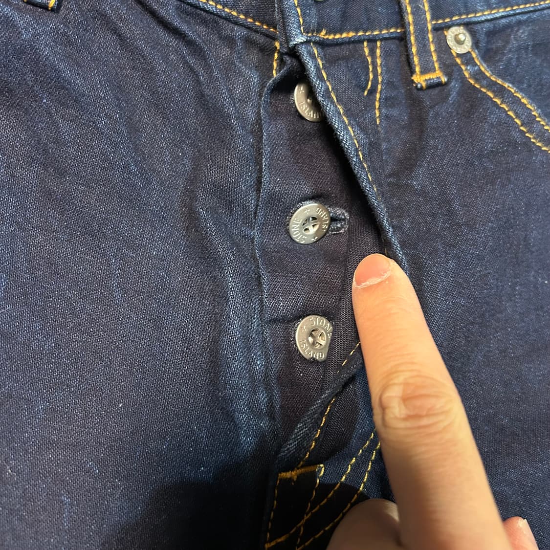 [32] 스톤 아일랜드 셀비지 생지 데님팬츠 상품이미지4