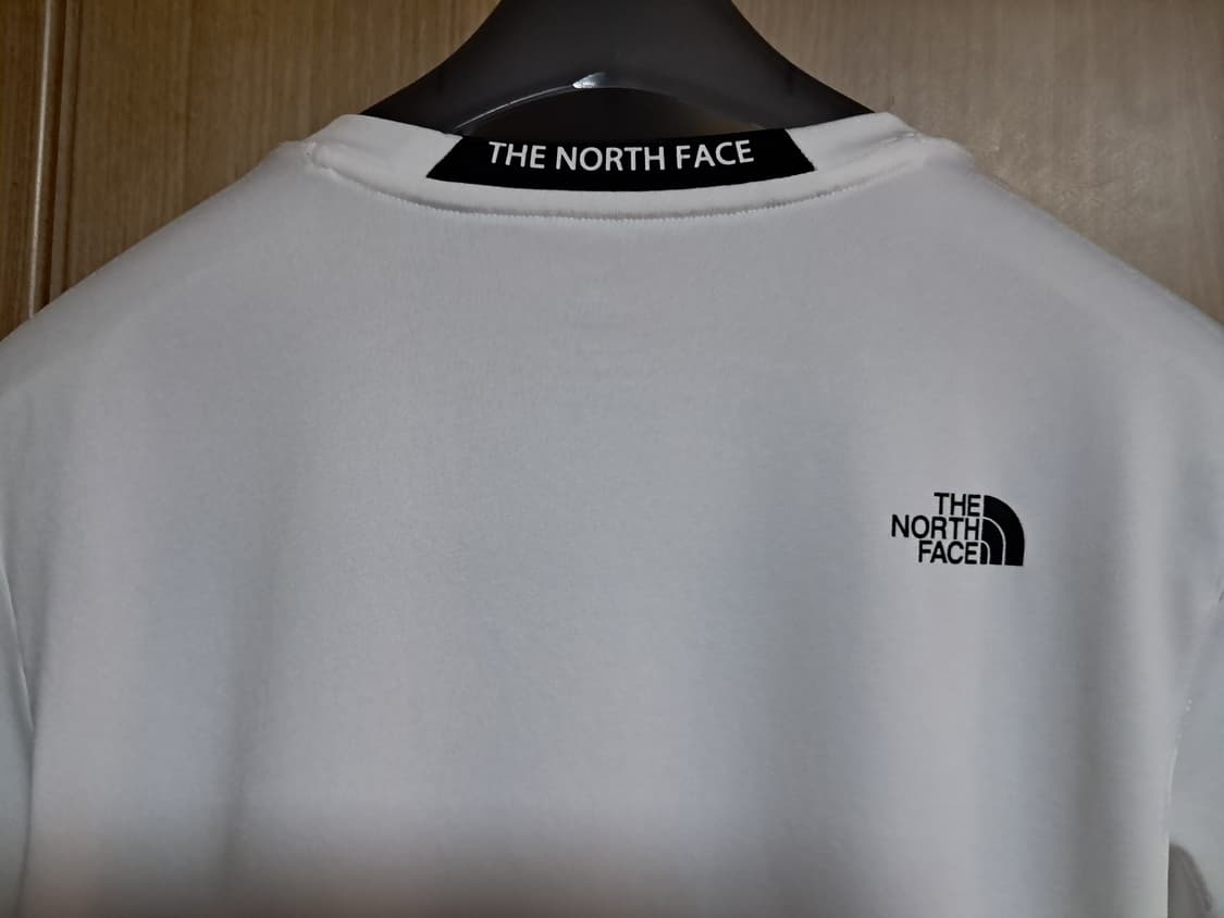 노스페이스 여성 반팔티 S 상품이미지4