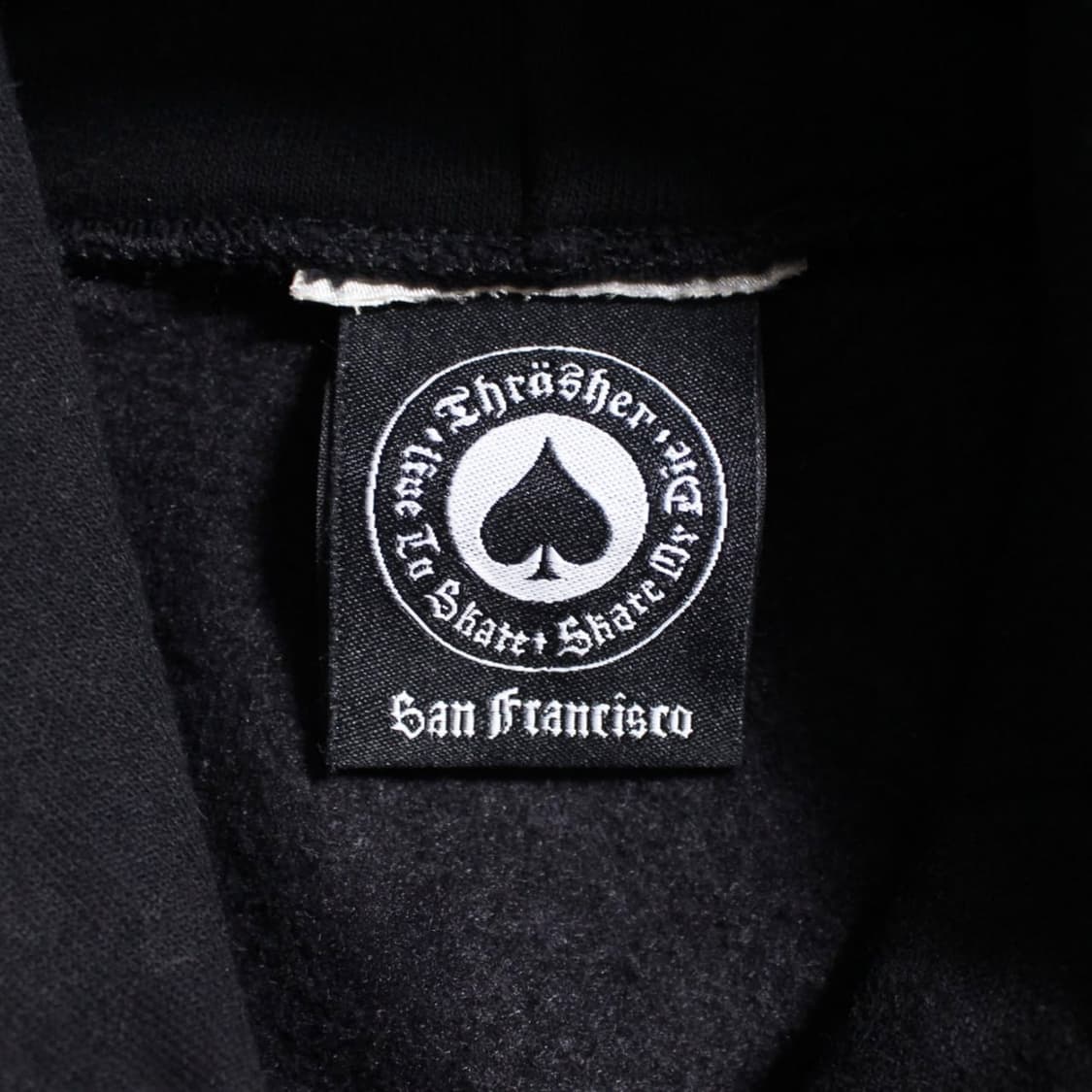 Trasher 트래셔 기모 블랙 후드티  상품이미지5