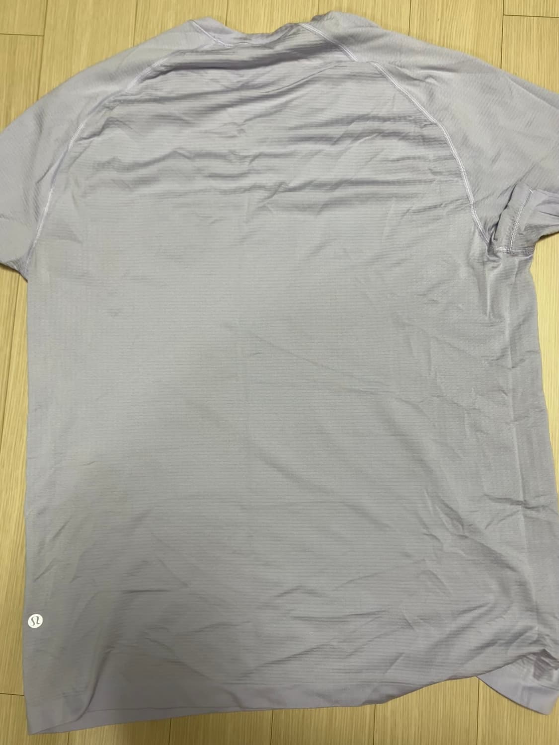 룰루레몬 메탈벤트 숏슬리브 연보라 l 상품이미지3