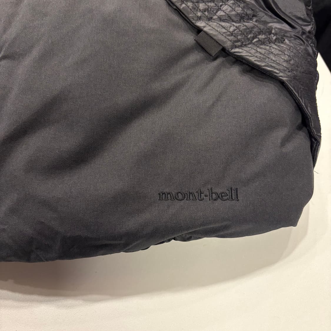 [XL] 몽벨 클래스 다운 블랙 경량 패딩 자켓 B964 상품이미지7