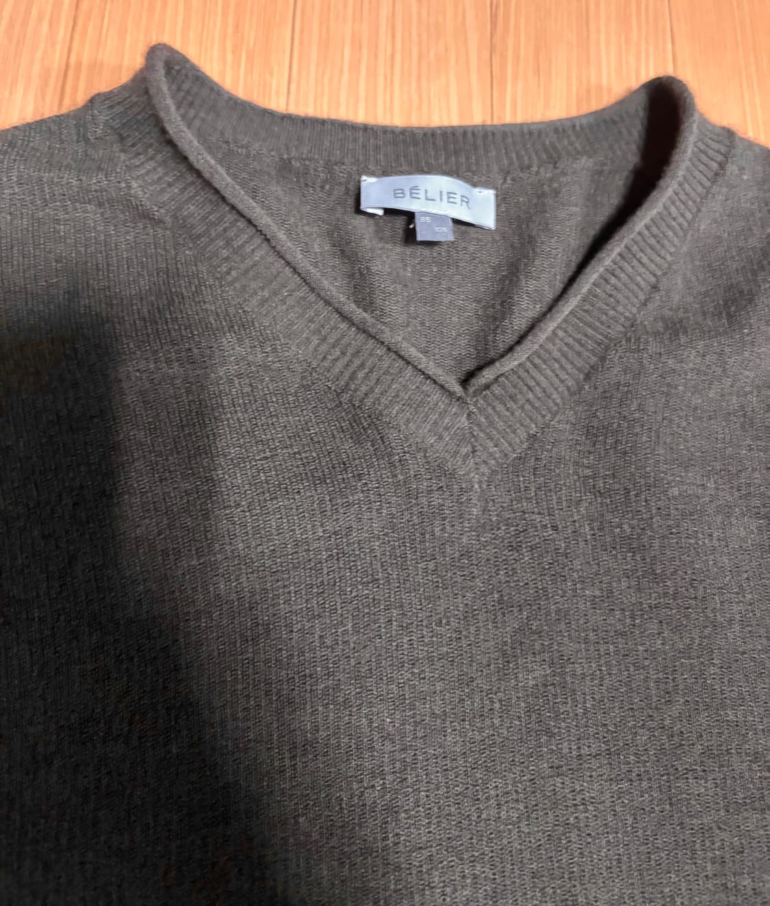 벨리에 브이넥 니트 상품이미지2