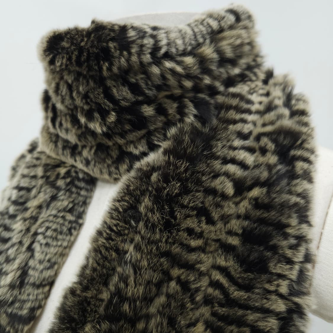 렉스 래빗퍼 니팅 롱 머플러 상품이미지4