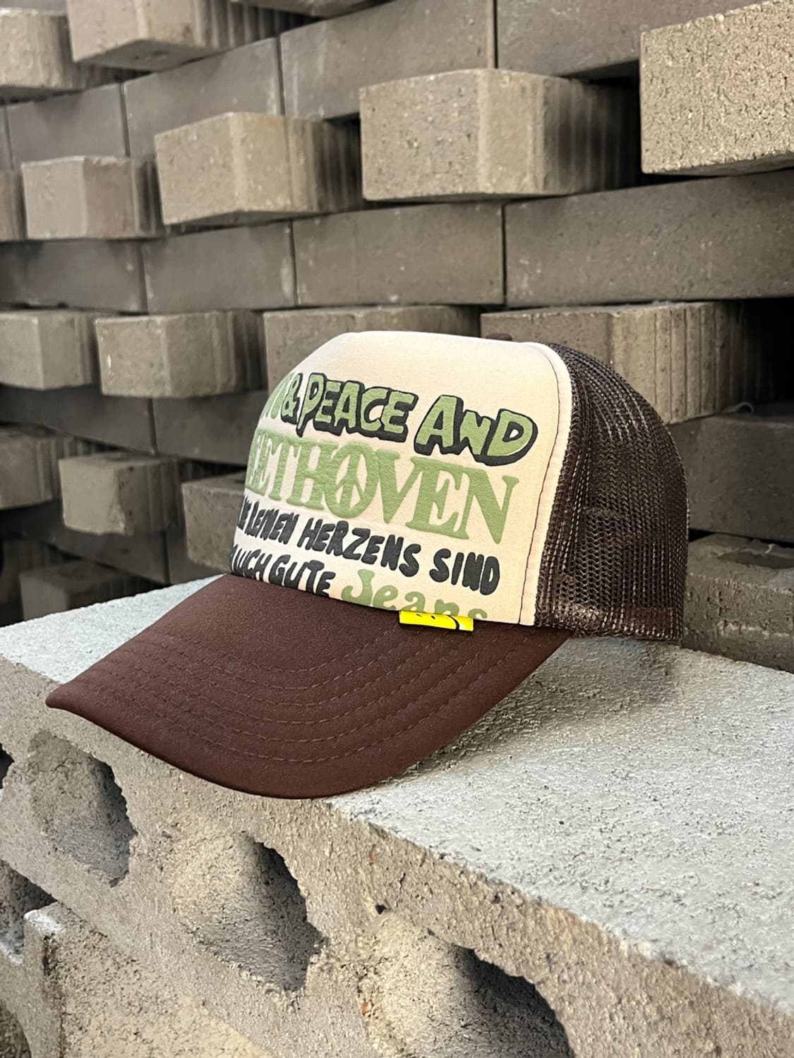 캐피탈 러브 & 피스 앤 베토벤 트랙 캡 상품이미지3