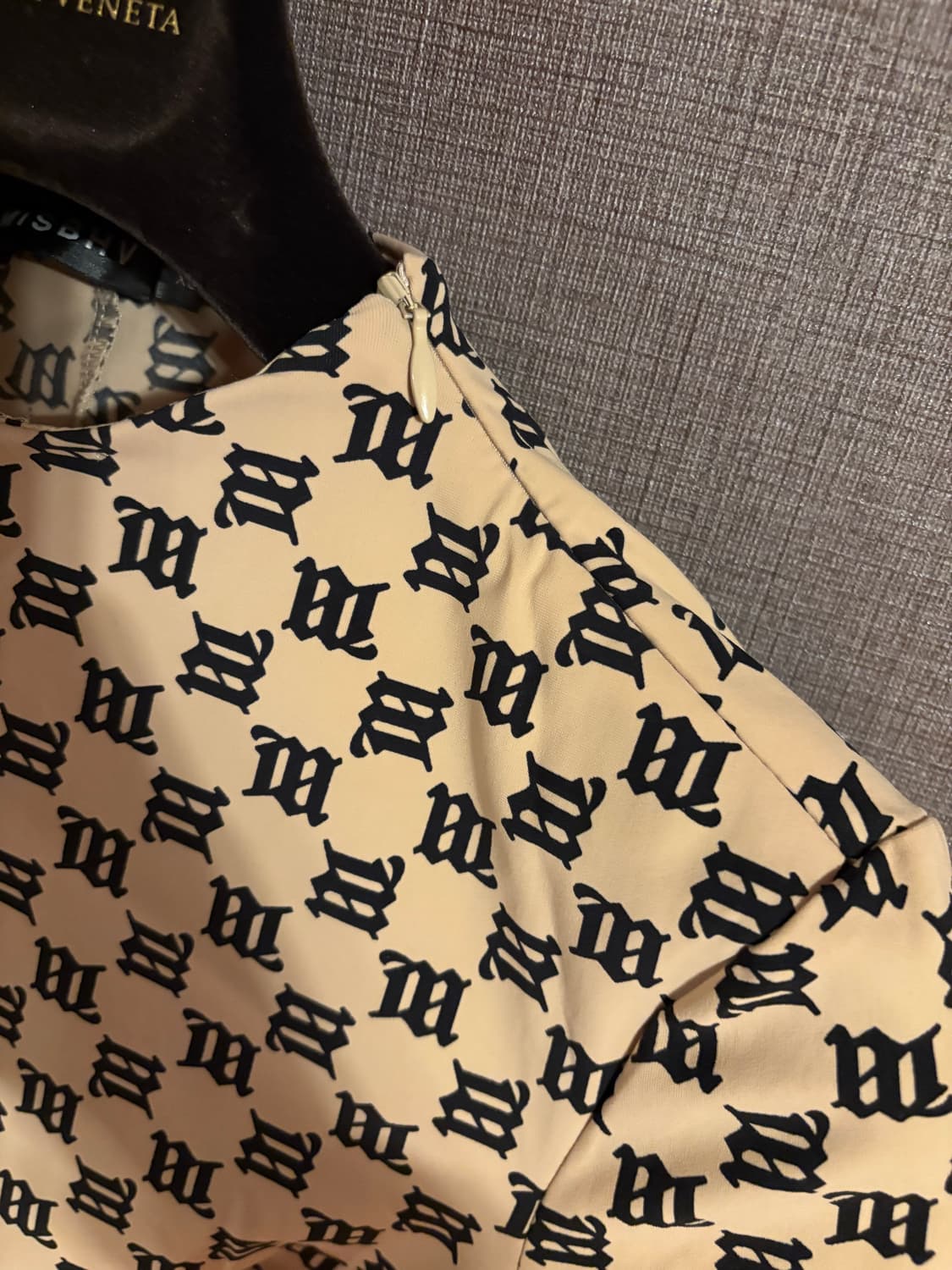 MISBHV(미스비헤이브) 모노그램 티셔츠 상품이미지5